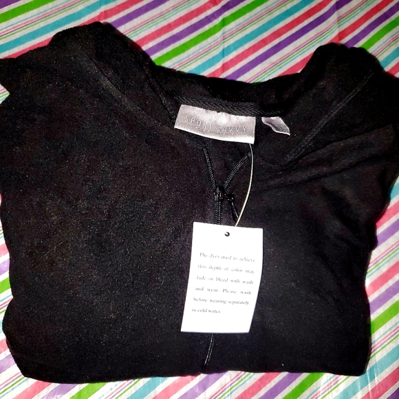 NWT zip up black hooded jacket - Picture 5 of 6